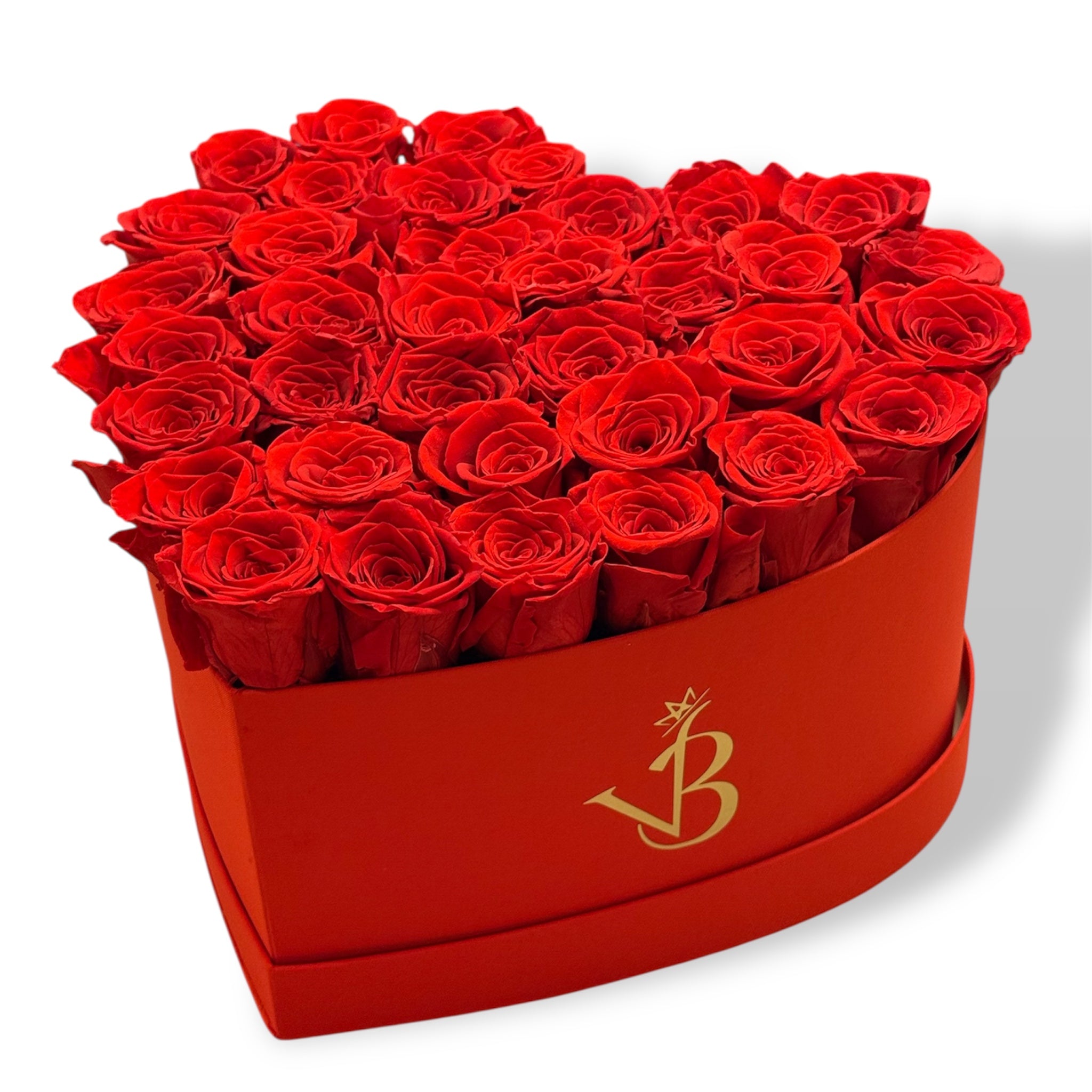 Coffret en forme de cœur avec roses rouges – Disponible en 3 tailles
