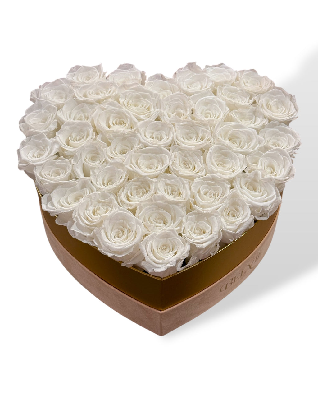 Coffret en forme de cœur avec roses blanches éternelles